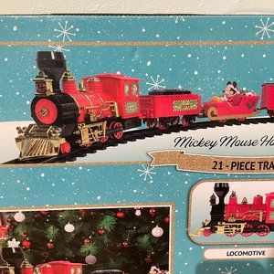 Disney Mickey Mouse Holiday Express 21 Piece Train Set w/ Lights Sound & Track!